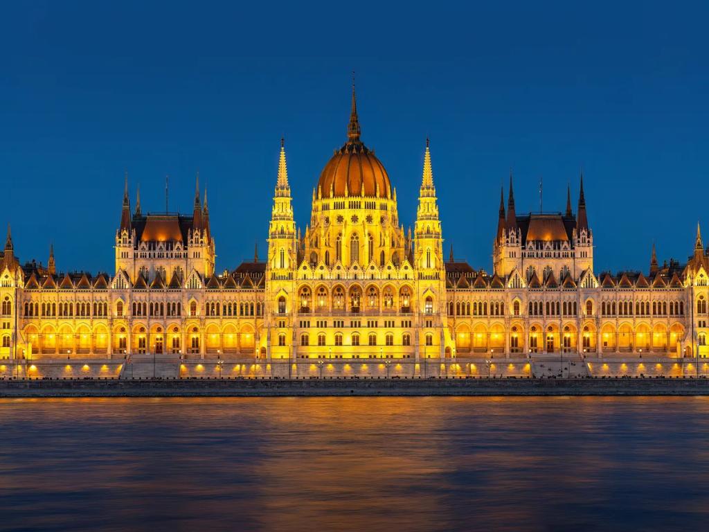 Hungary travel destination - Buy eSIM Hungary for mobile internet
